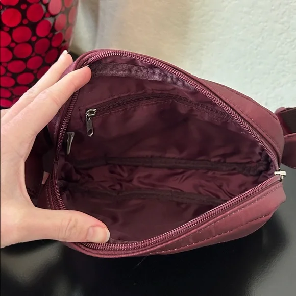 Summer & Rose Maroon Belt Bag Fanny Pack Crossbody Adjustable Strap New - Picture 7 of 12
